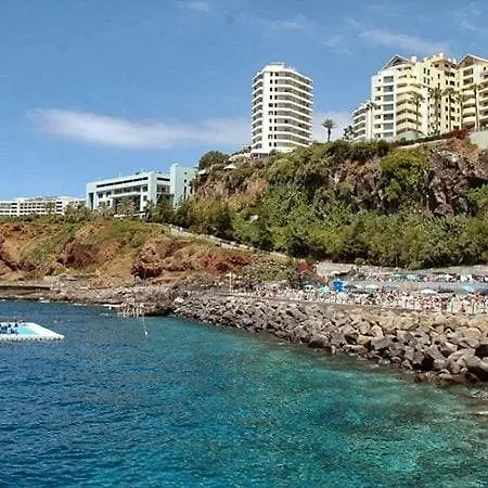 Elite Ocean-view T3 Private Jacuzzi Funchal (Madeira)